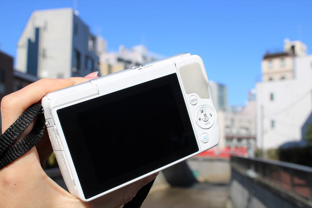 格安レンタル] CANON（キヤノン） EOS M10 レンズキット ミラーレス