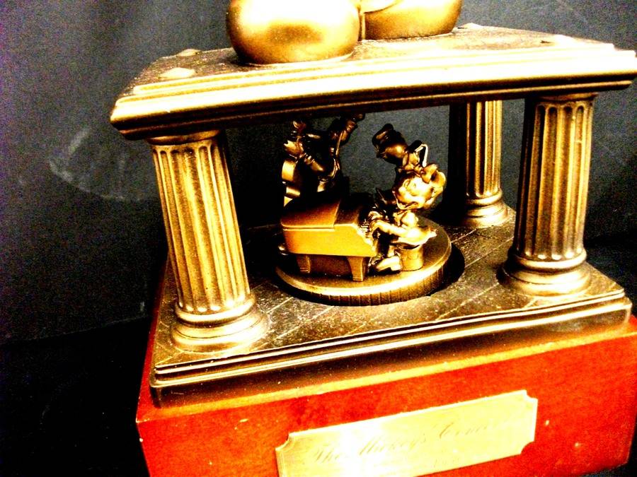 非売品！第一生命ミッキーブロンズ像風オルゴール買取入荷いたしました