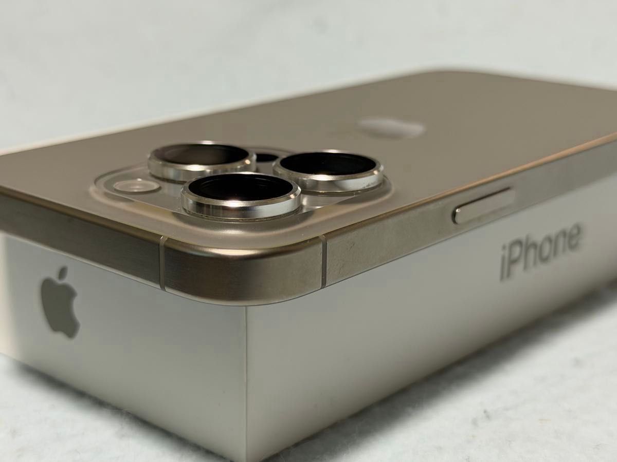 iPhone 15 Pro 512GB ナチュラルチタニウム SIMフリー バッテリー86