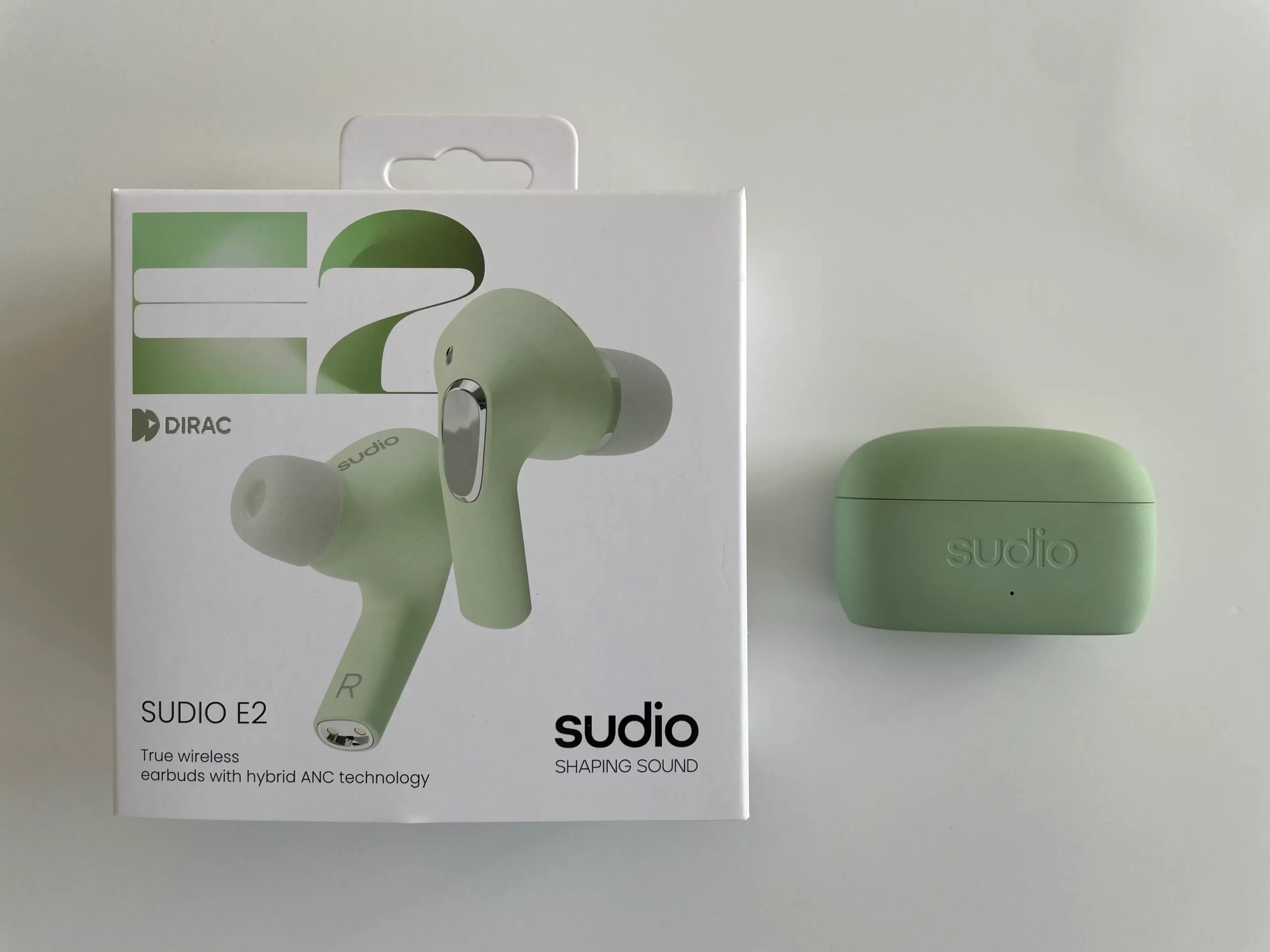 Sudio E2】ノイズキャンセリング機能がおすすめのワイヤレスイヤホンを