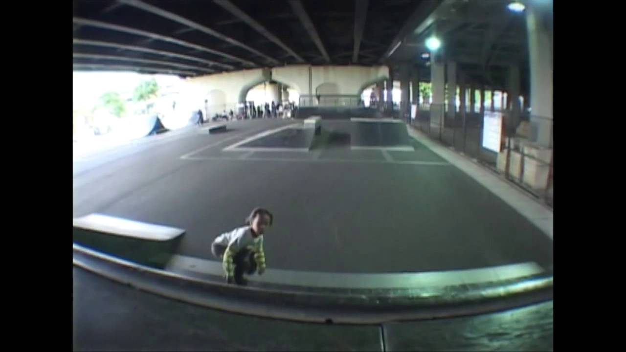 平野歩夢 FLAKE KIDS SKATERS2007-2009 - YouTube