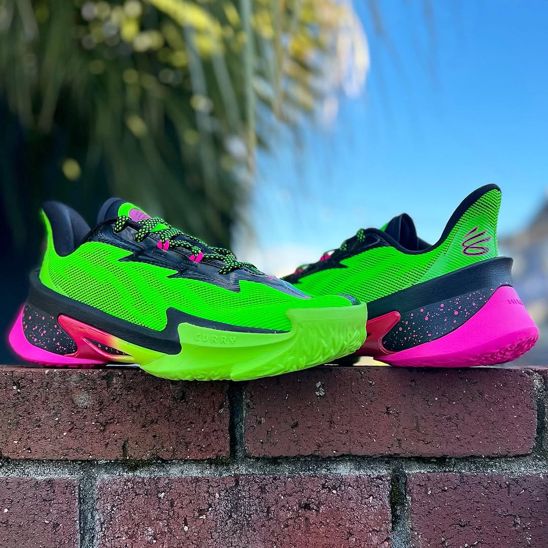 UNDER ARMOUR CURRY SERIES 7 'AURORA' アンダーアーマー カリー