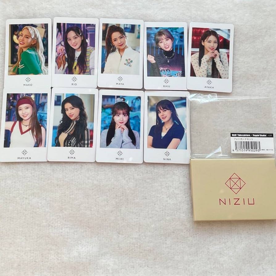 Amazon.co.jp: NiziU テクピク フォトカードセット おまけ付き トレカ